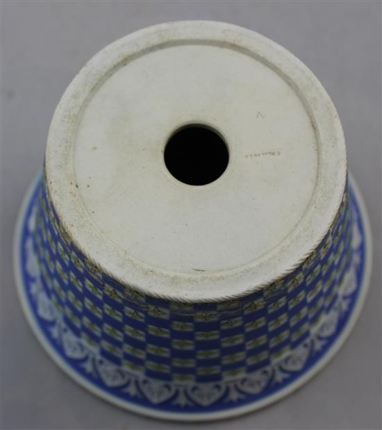 A Wedgwood Diceware three colour jasper cache pot, 19th century, 10.5cm.